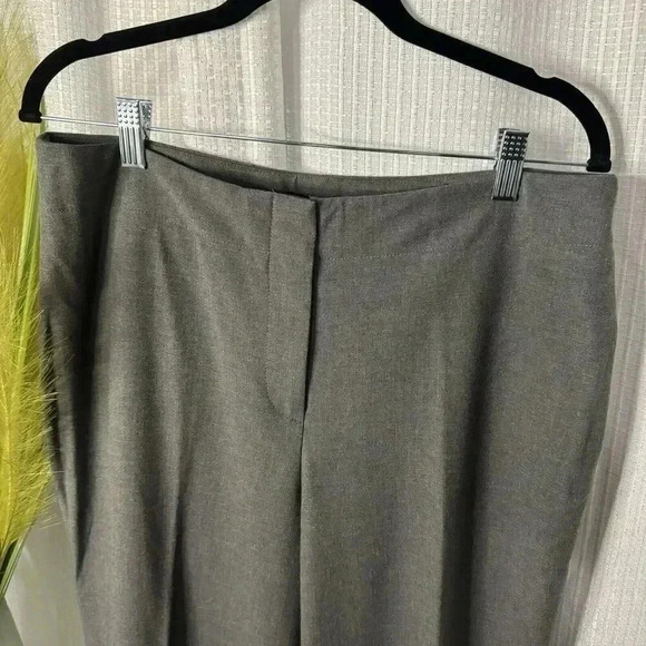 NEW Talbots Women’s 12P Wool Blend Dark Gray Heritage Wide Leg Pants Trousers - Picture 2 of 13